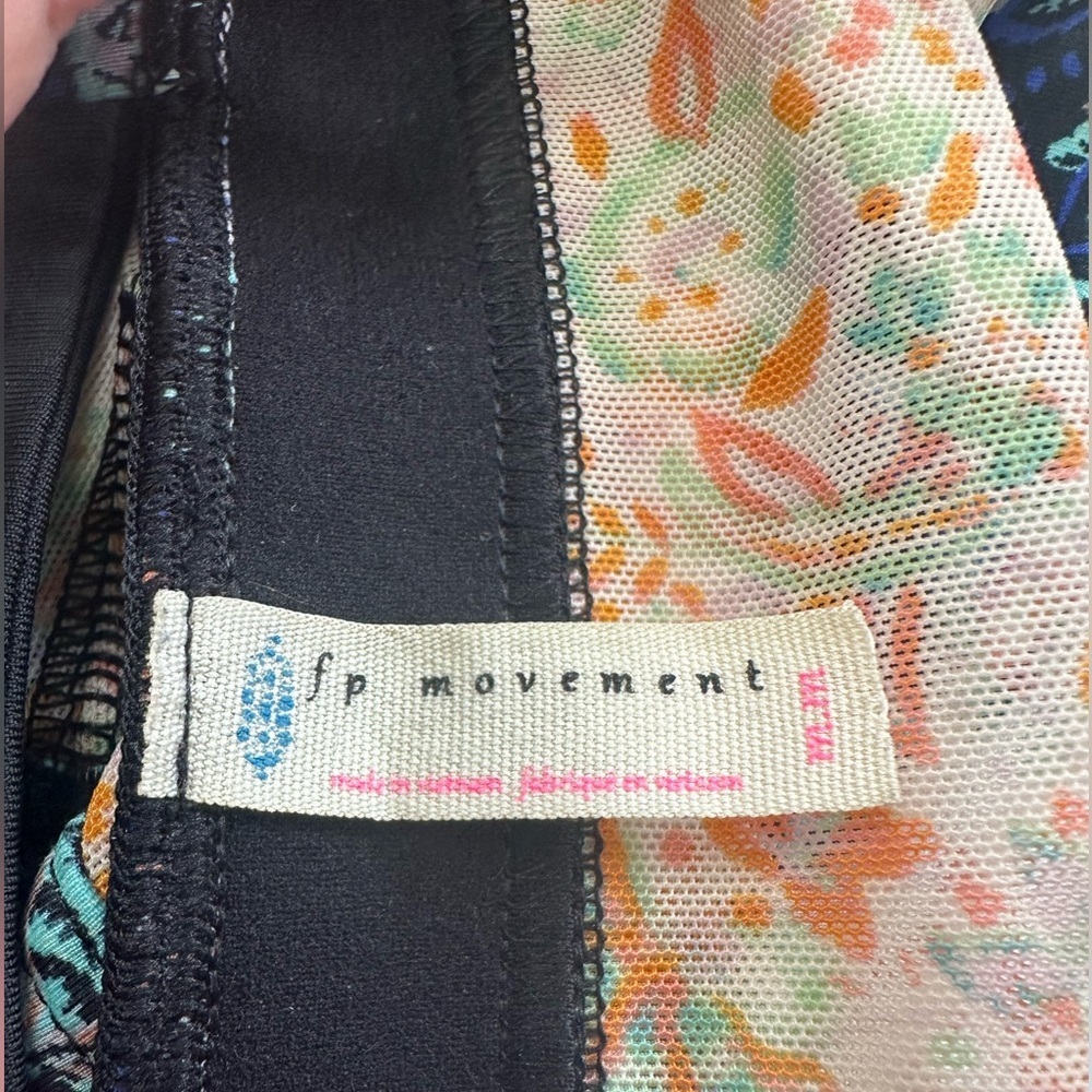 FREE PEOPLE Movement Multicolor Floral Sports Bra Women’s - Picture 4 of 10